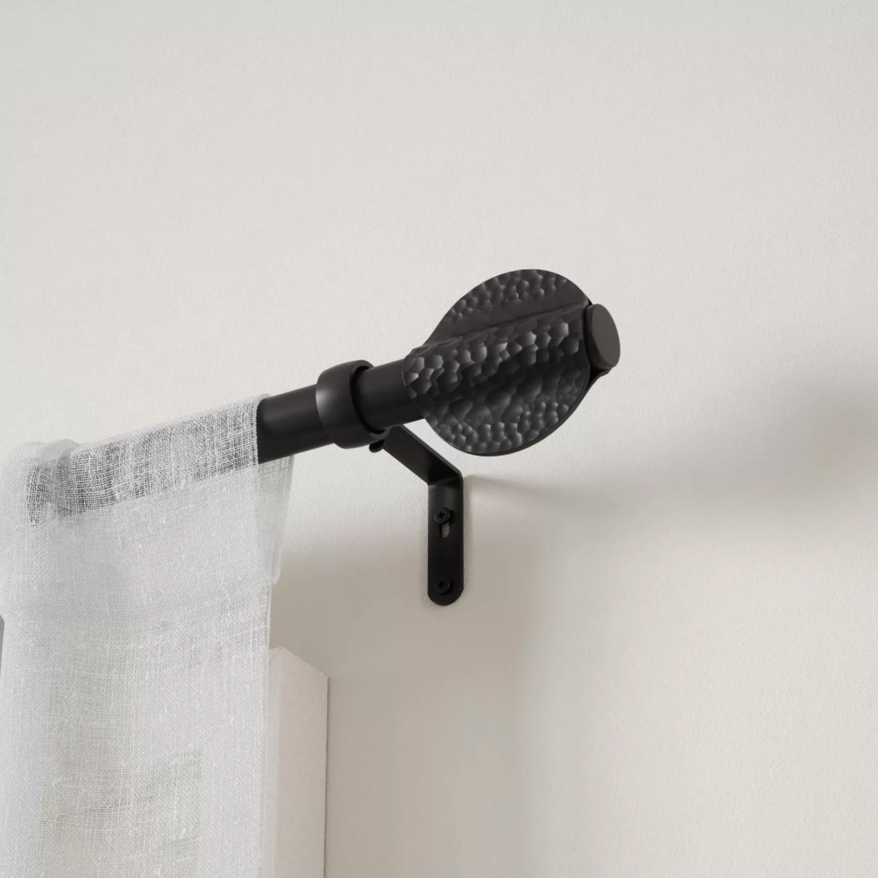 Poles & Curtains*Umbra Black Curtain Rod - Odyssey