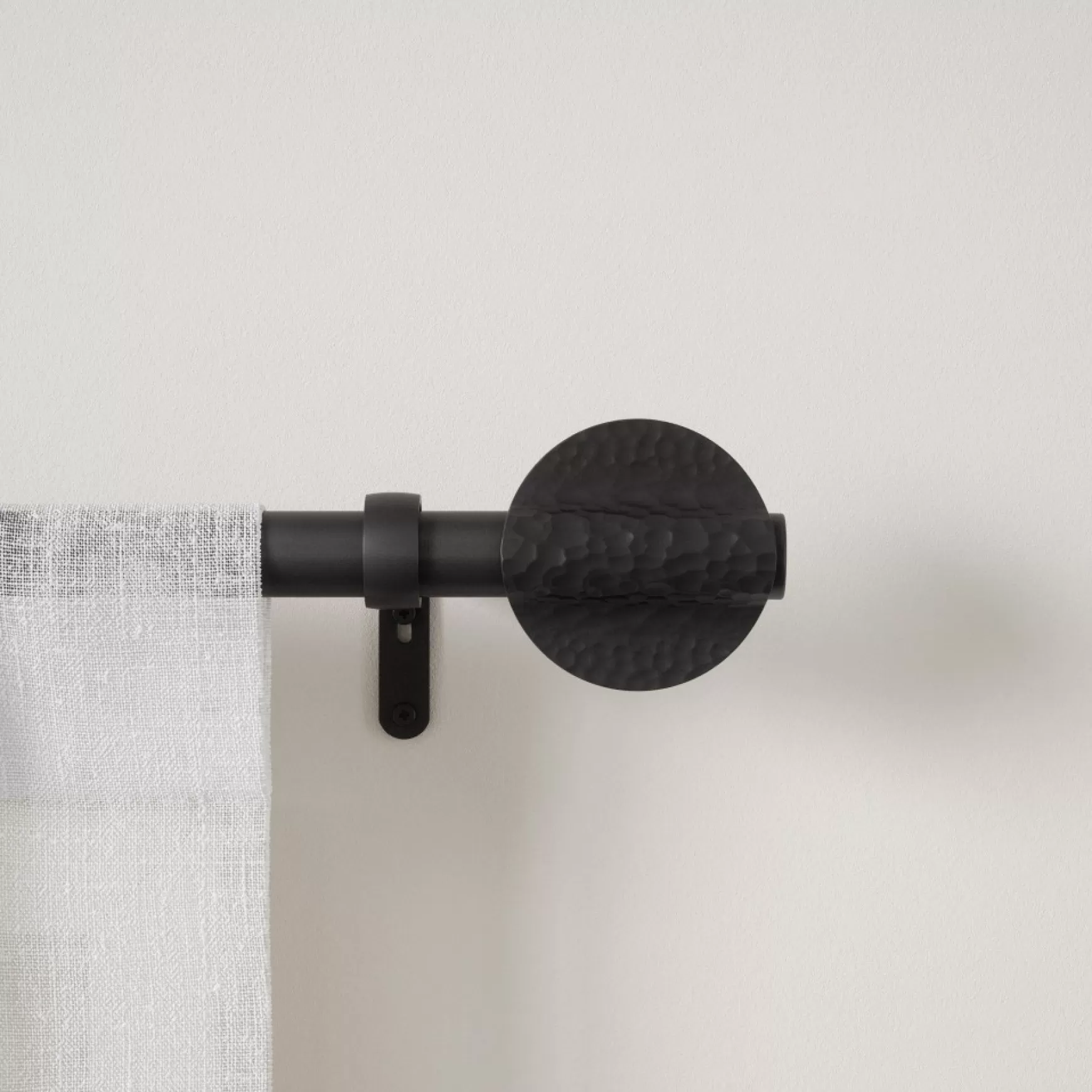 Poles & Curtains*Umbra Black Curtain Rod - Odyssey