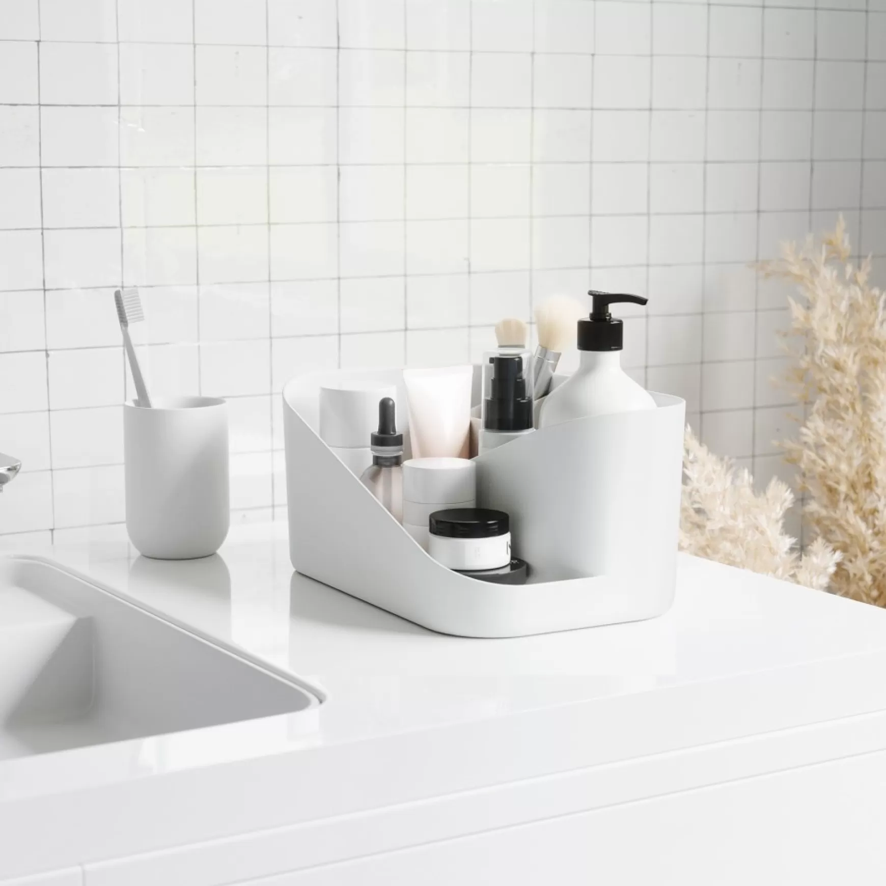 Bathroom*Umbra Cosmetic Storage - Glam