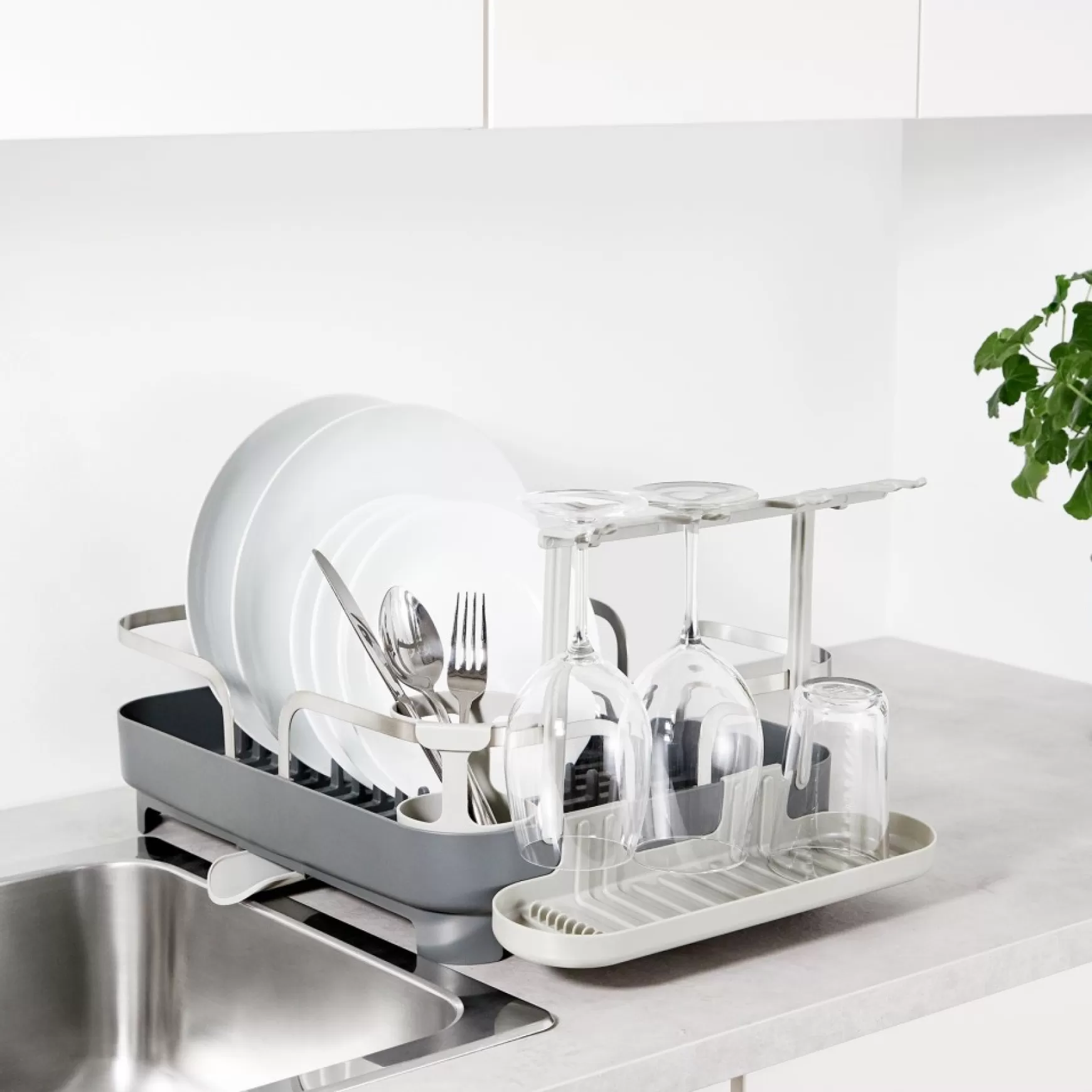 Maintenance & Cleaning*Umbra Dish Drainer - Holster