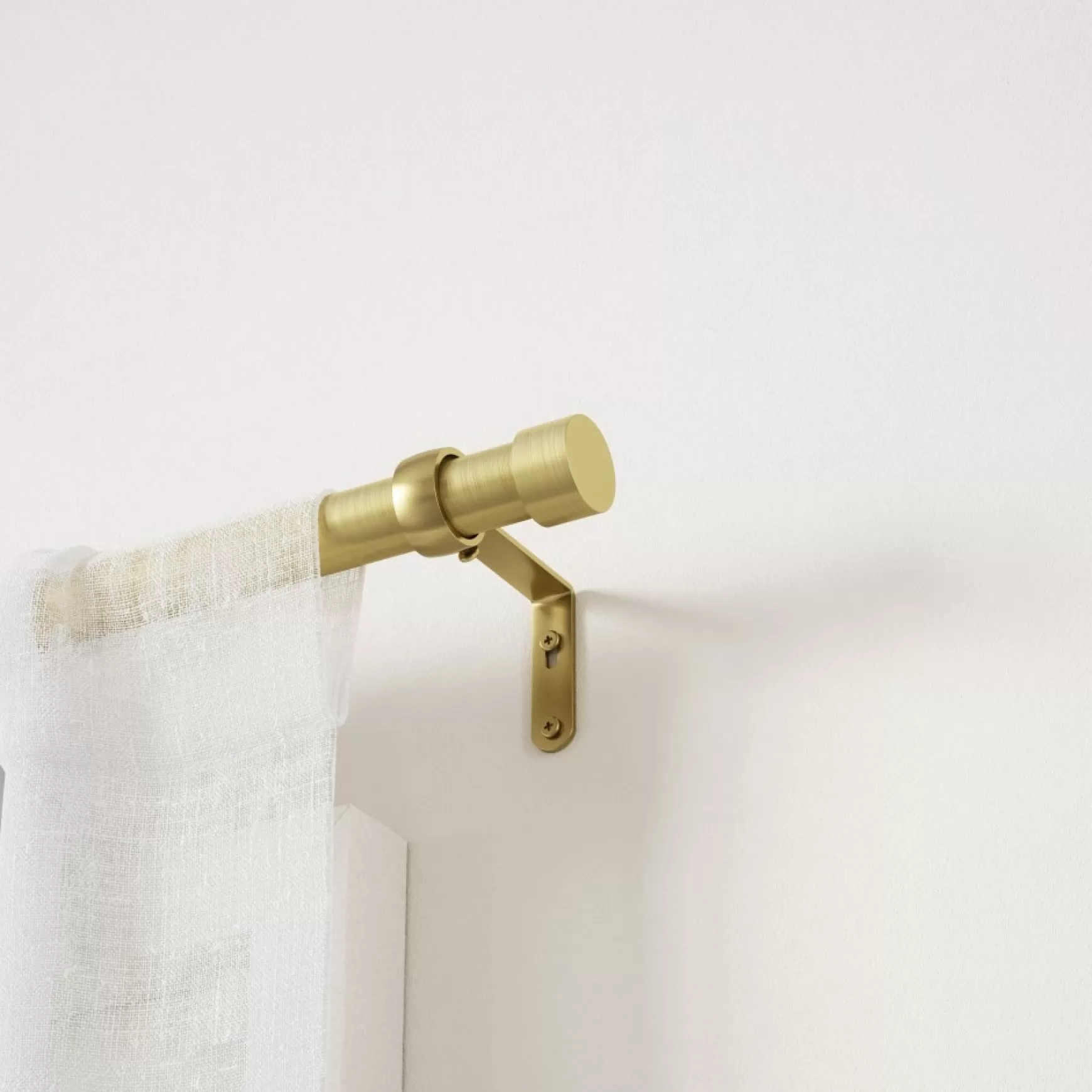 Poles & Curtains*Umbra Gold Curtain Rod - Cappa