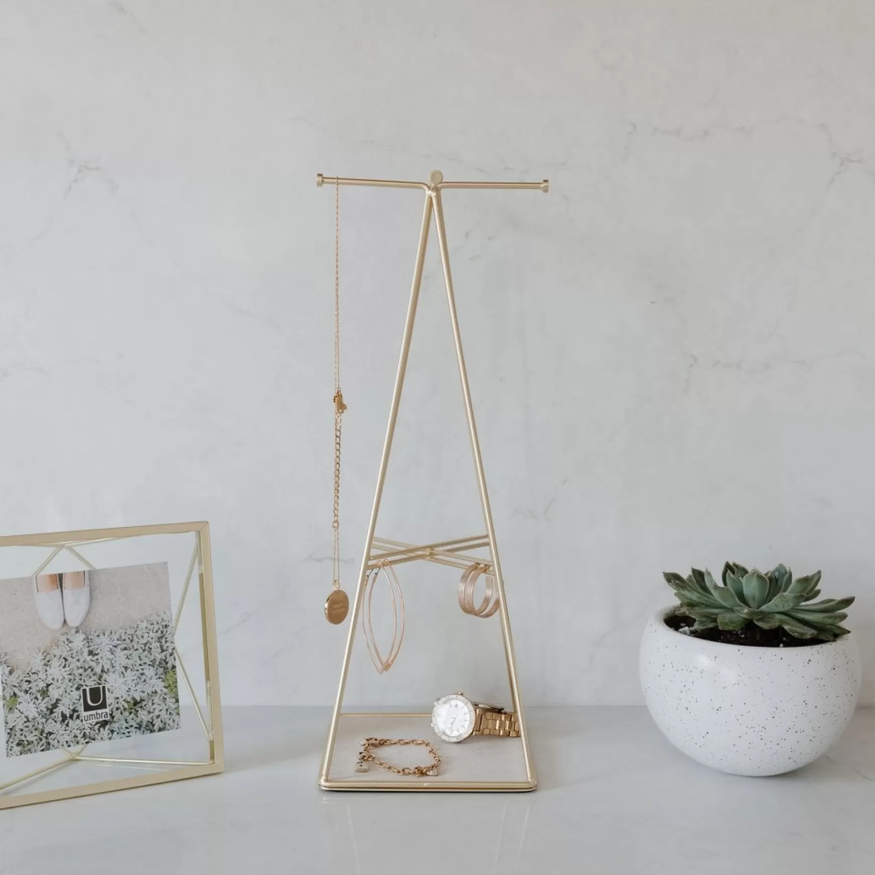 Jewelry Storage*Umbra Jewelry Stand - Prisma
