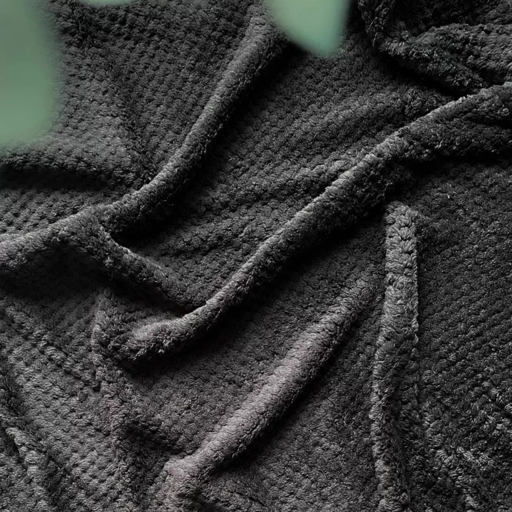 Throws*Agence K Kozy Textured Throw - Black