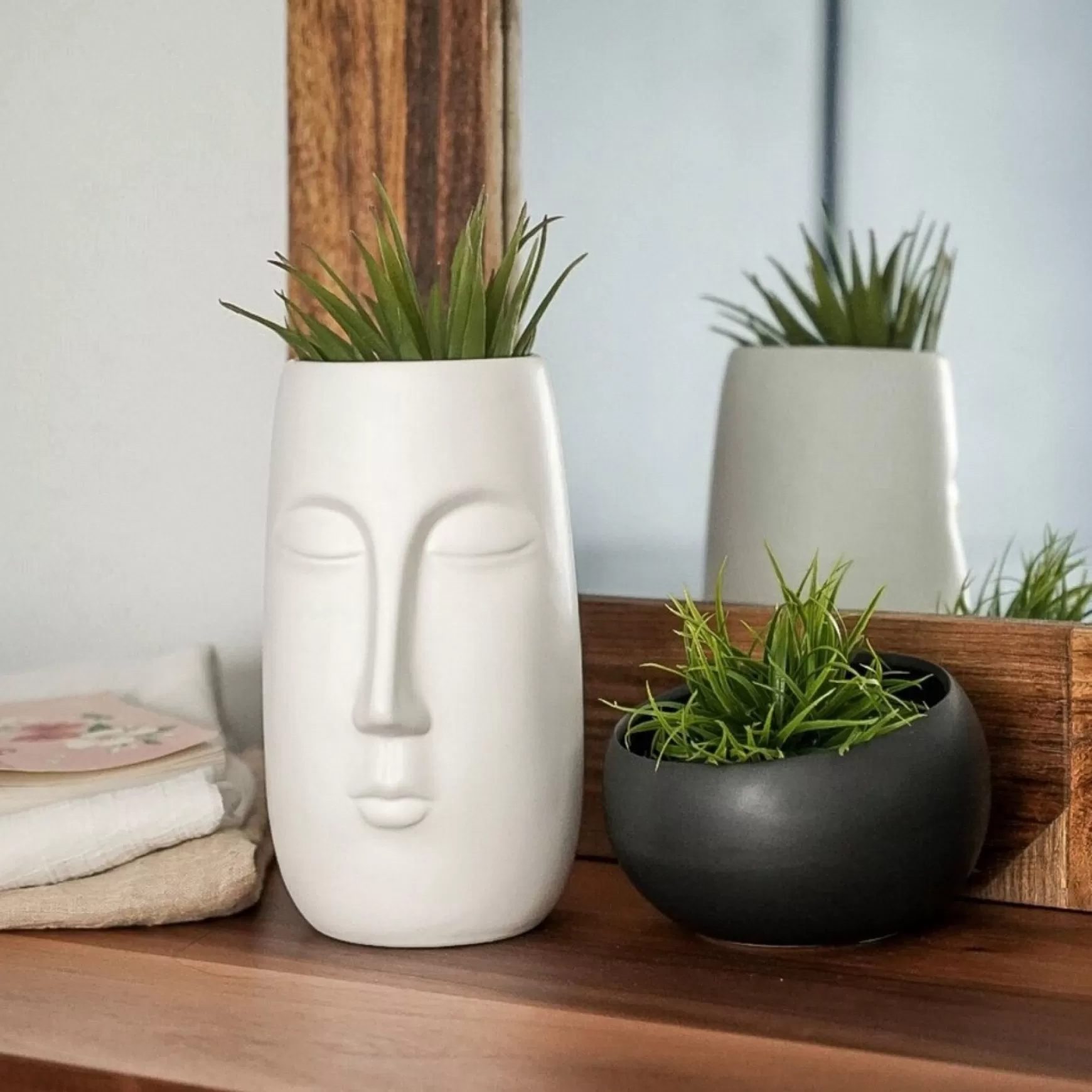 Vases & Pots*CTG Brands Large Vase - White Face