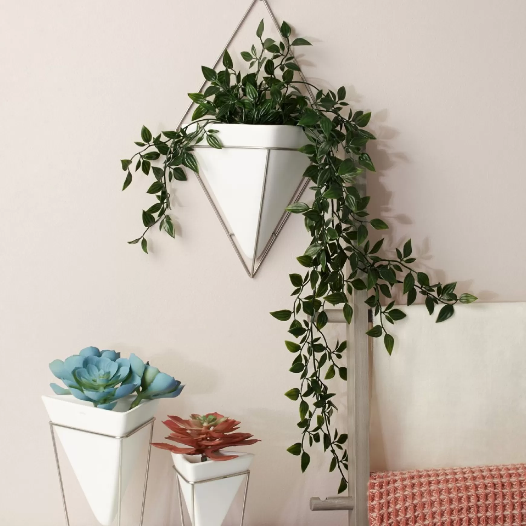 Wall Planters*Umbra Large White Wall Planter - Trigg
