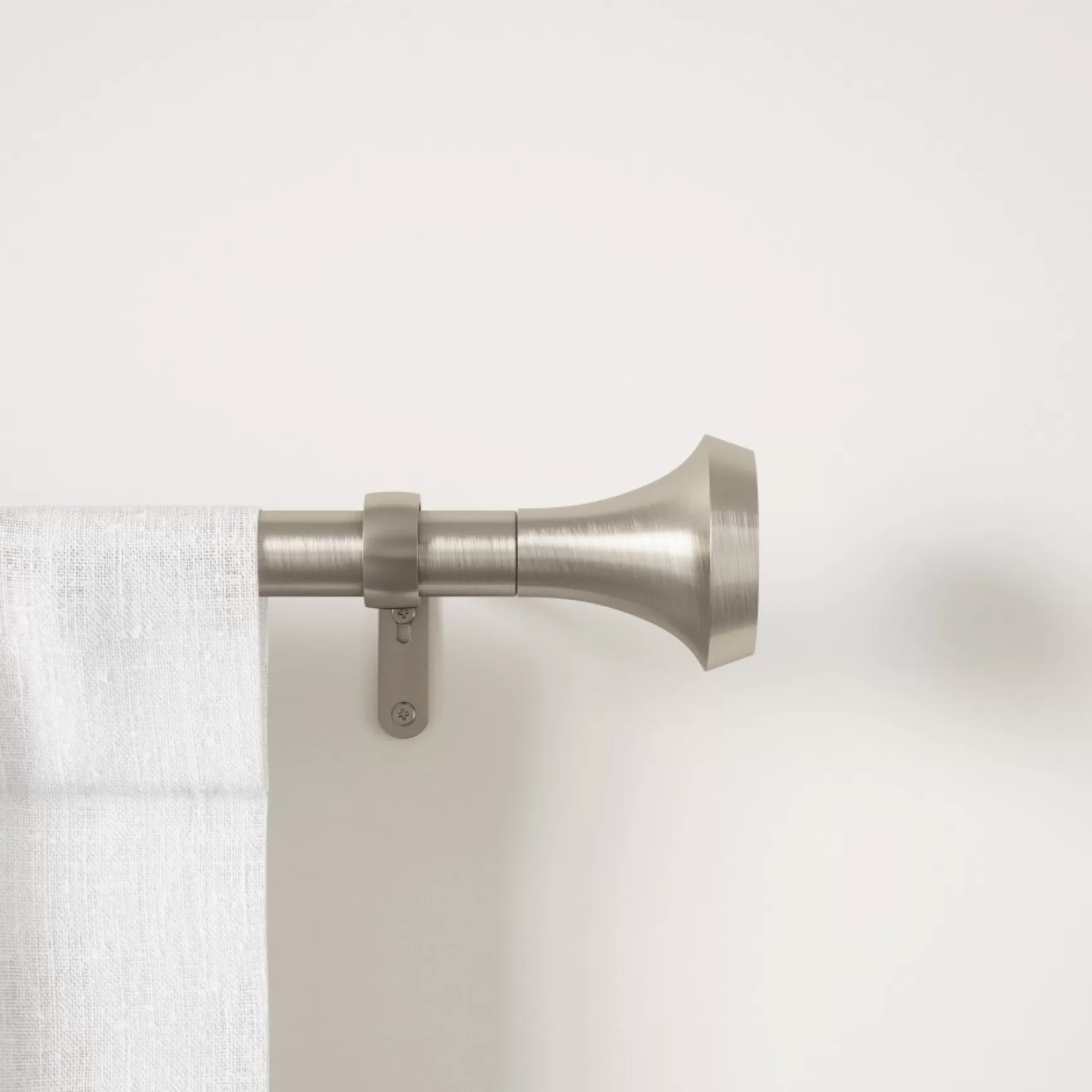 Poles & Curtains*Umbra Silver Curtain Rod - Ella