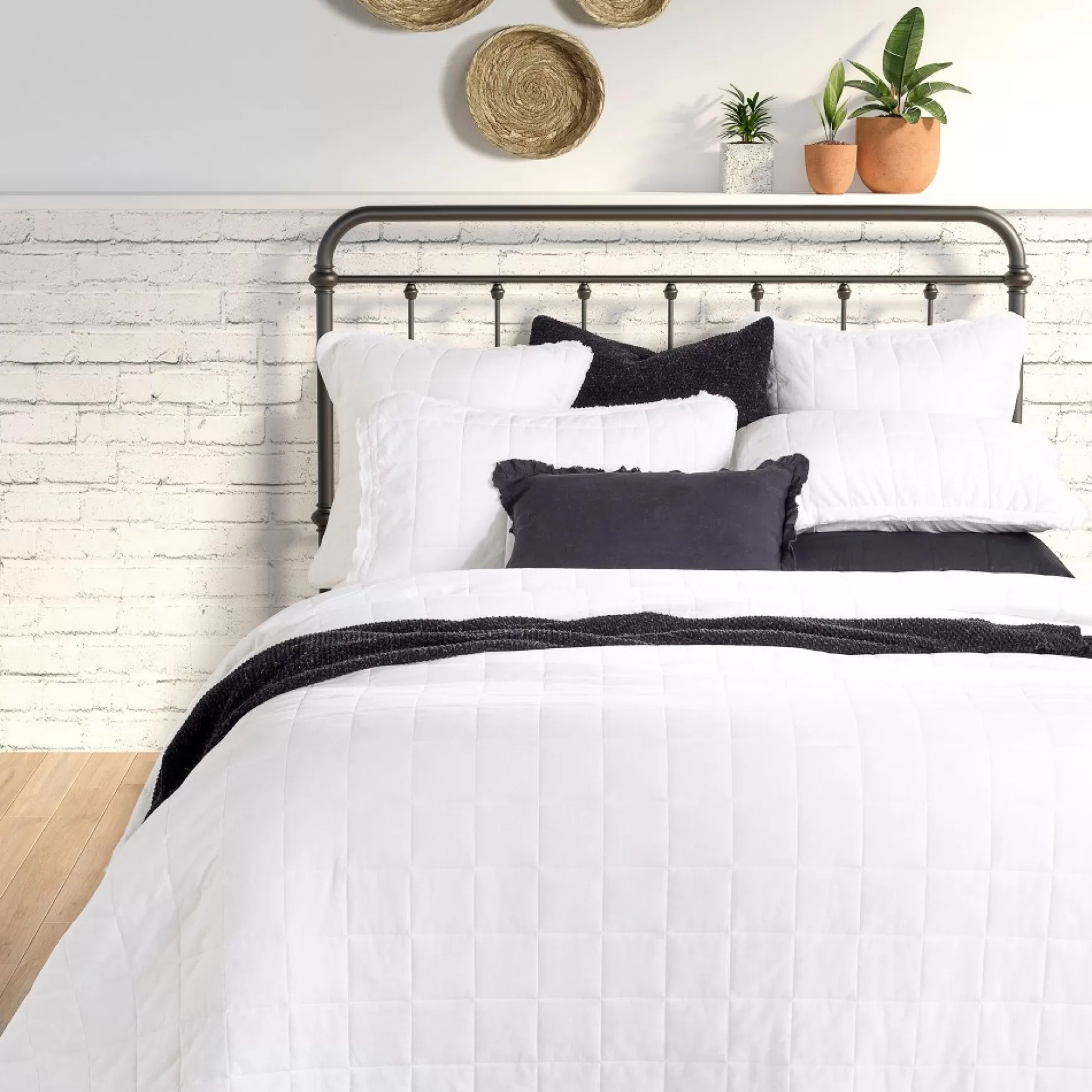Bedding*Brunelli Stitch Coverlet - Poke